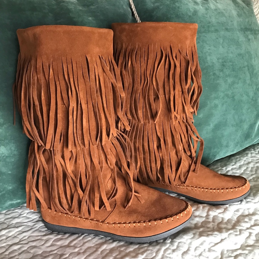 SALE 🌴🌴Rampage fringe boots (New)🌴🌴